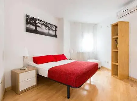 Apartment Vila Olimpica Apartment *